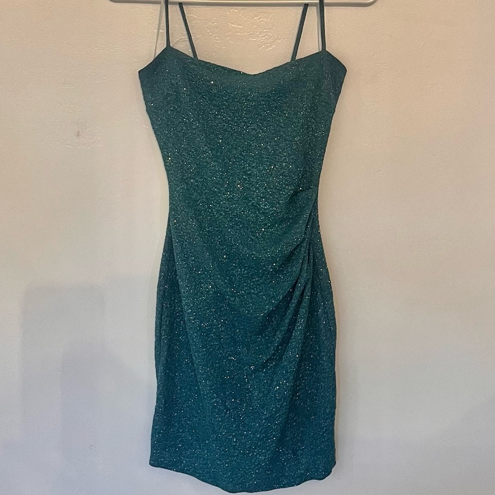 Windsor Teal Sparkly Homecoming Dress Size M
